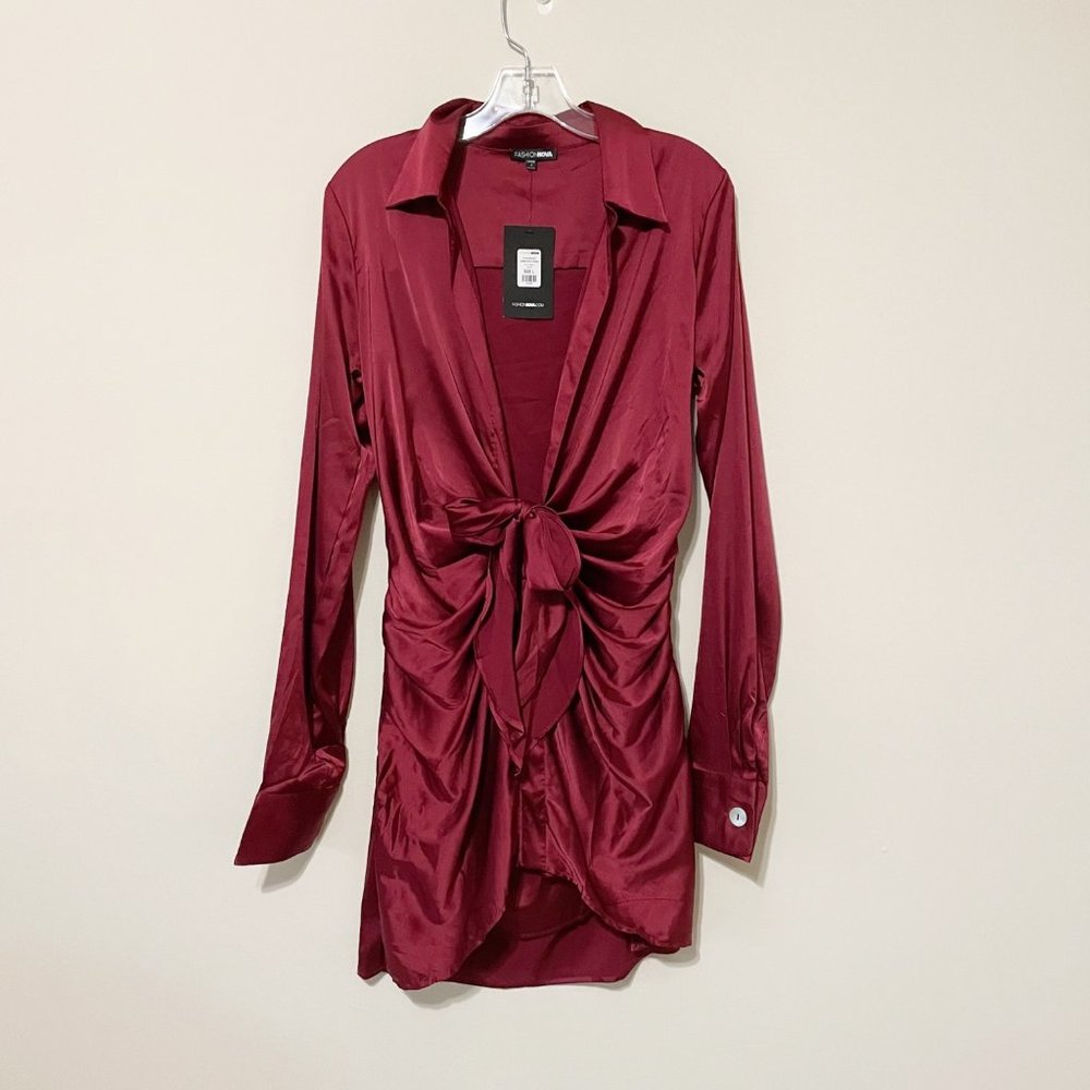 Fashion Nova Size L Dark Red Burgundy Ruched Long Sleeve Plunge Satin Dress NEW